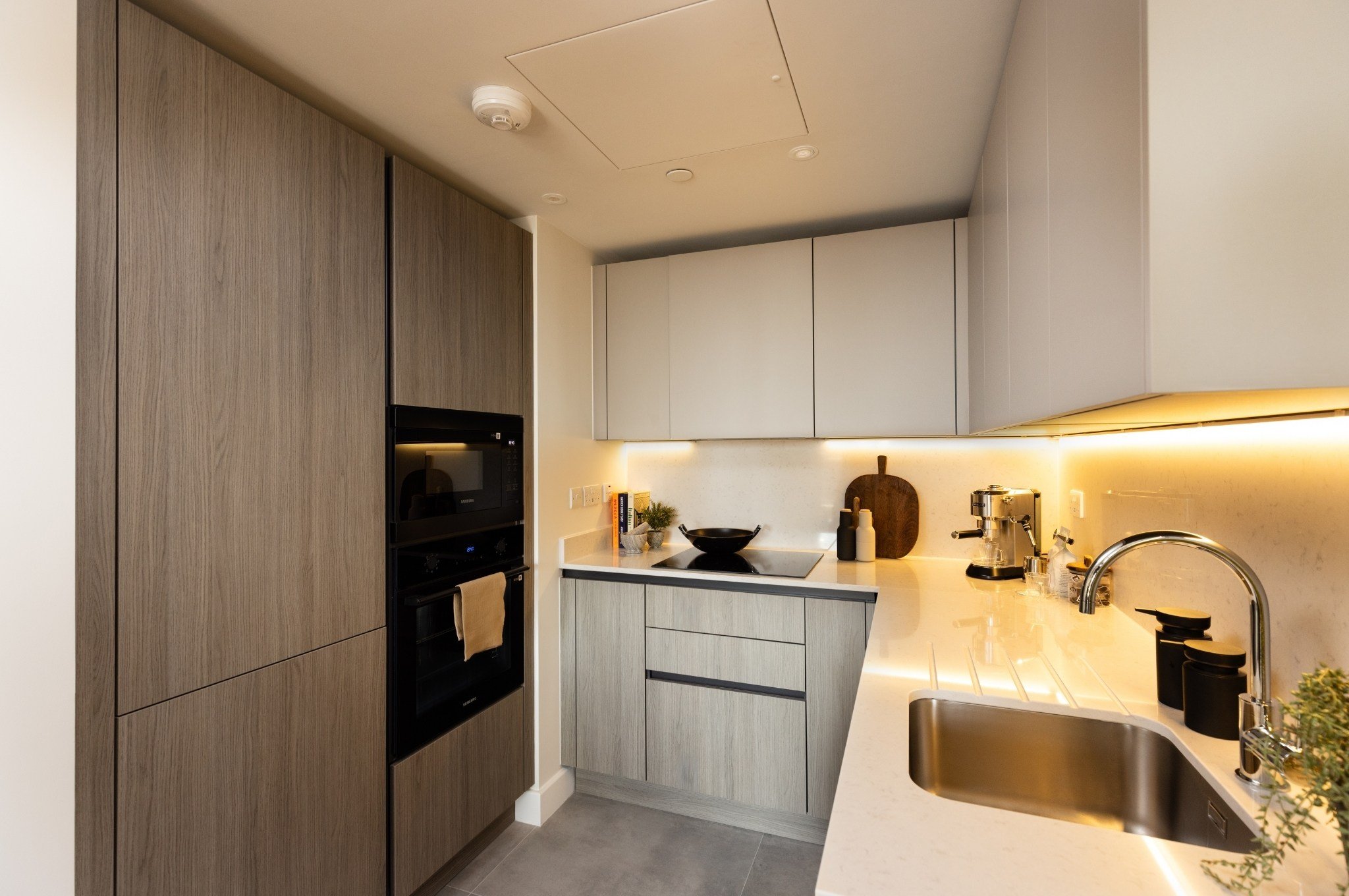 nine-elms-collection-2bed-deluxe-new-22.jpg