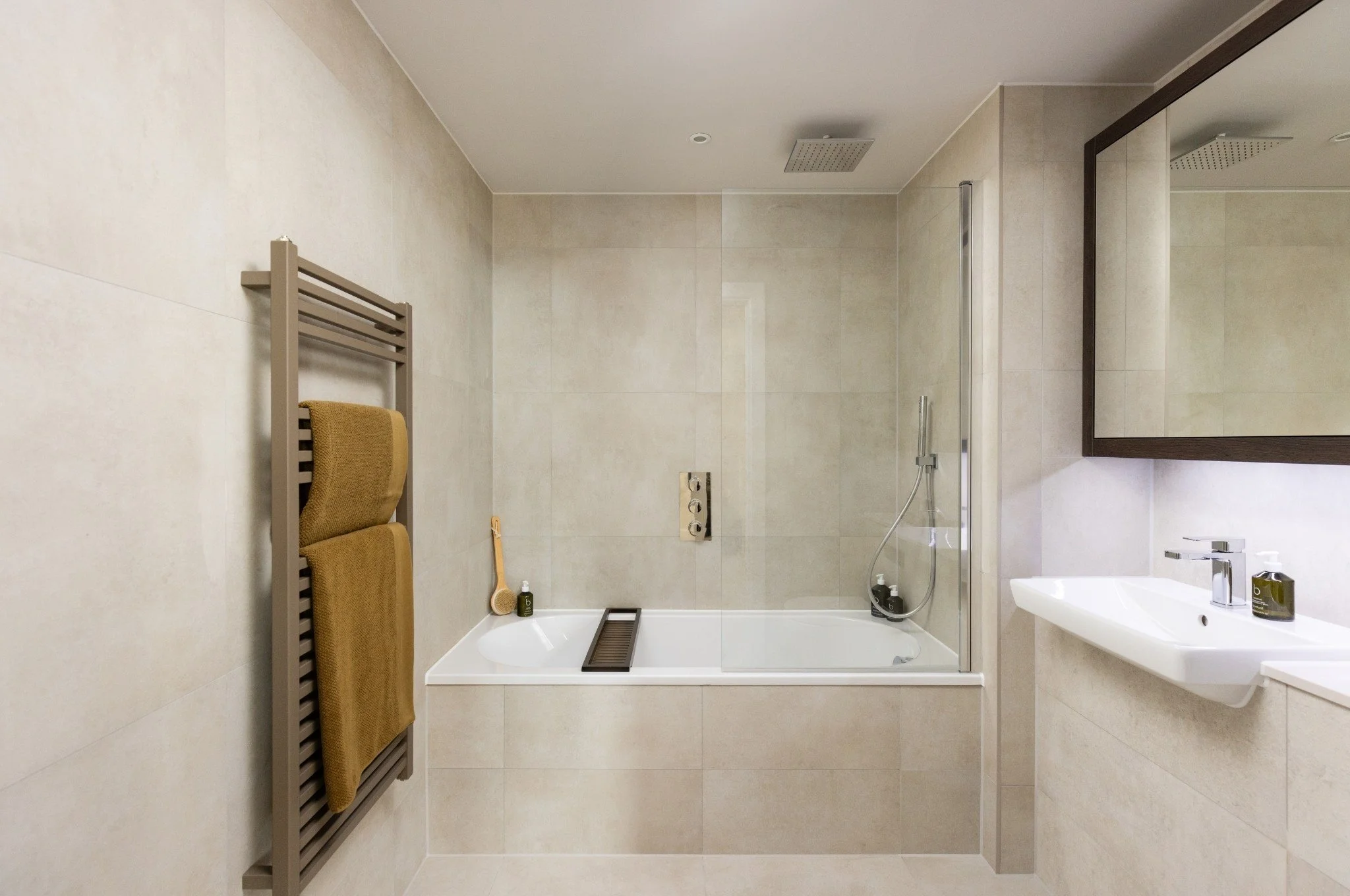 nine-elms-collection-2bed-deluxe-new-23.jpg