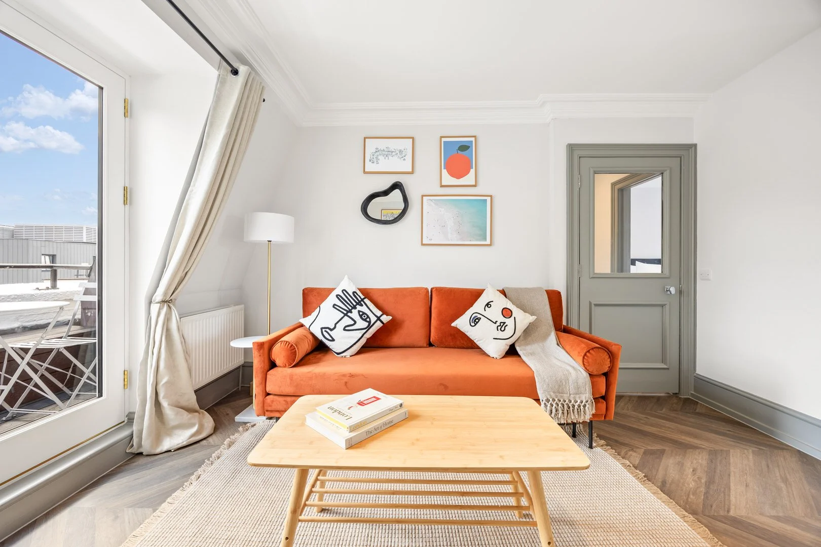 theatre-view-residences-1bed-deluxe-2.jpg