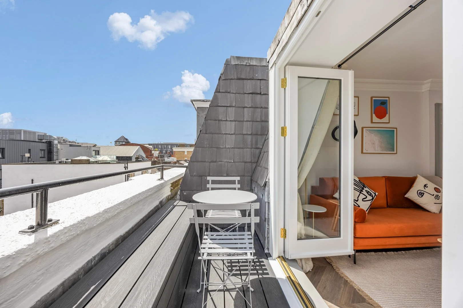 theatre-view-residences-2bed-deluxe-11.jpg