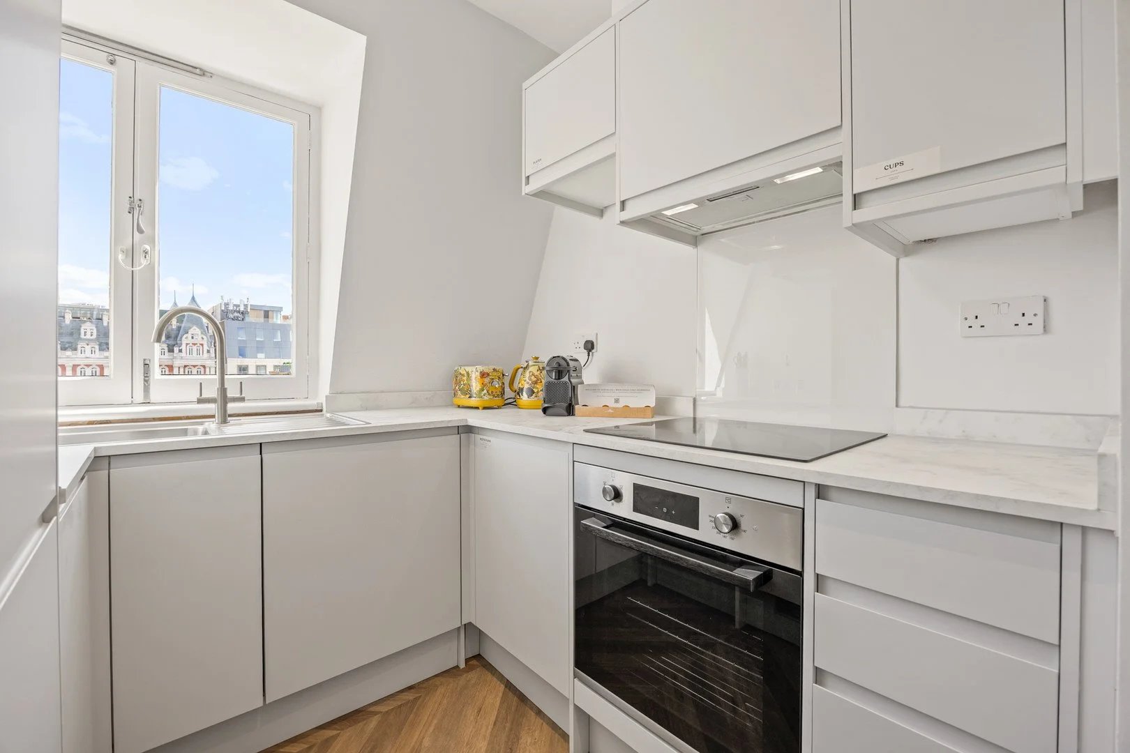 theatre-view-residences-2bed-loft-quality-2.jpg