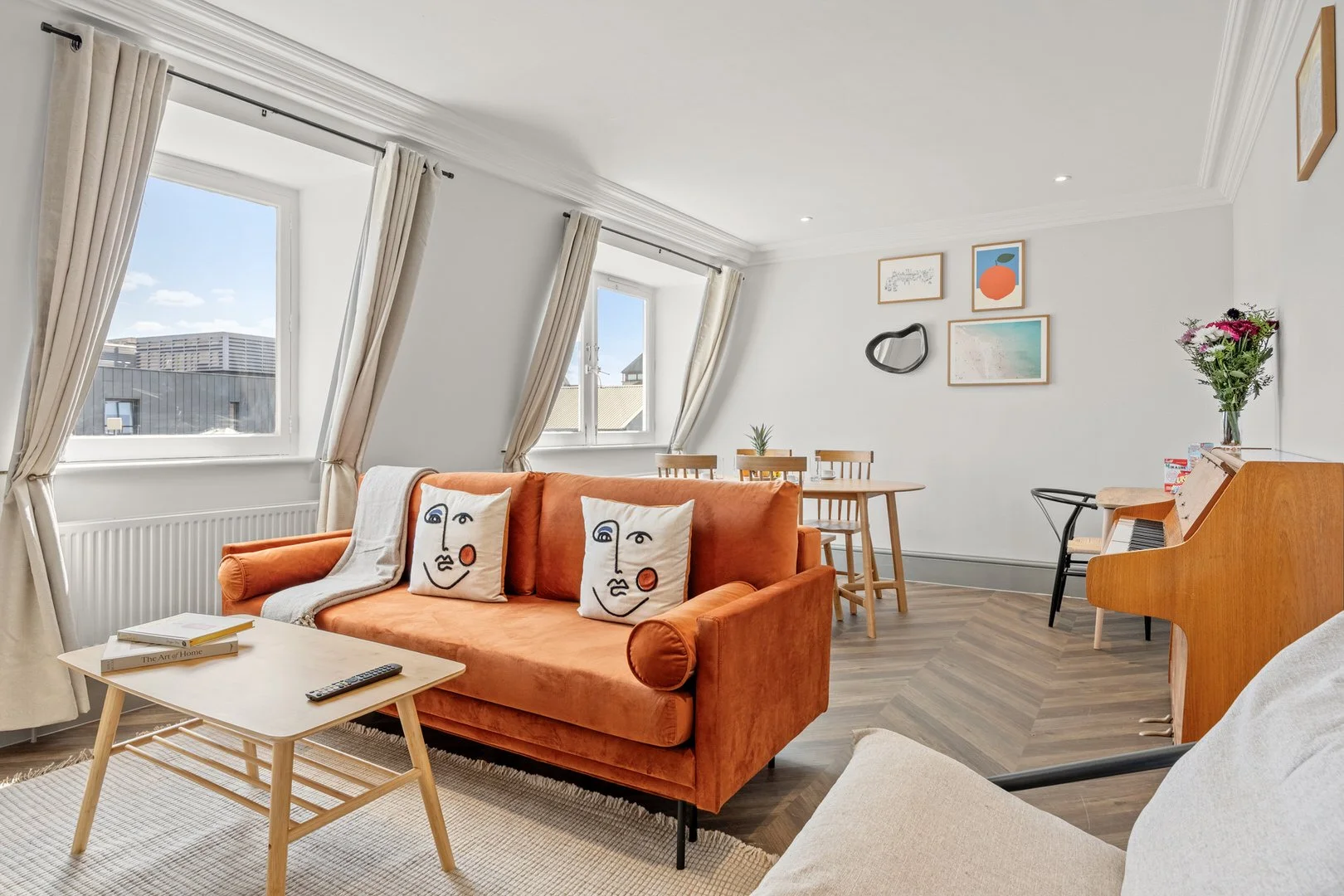 theatre-view-residences-2bed-loft-quality-4.jpg