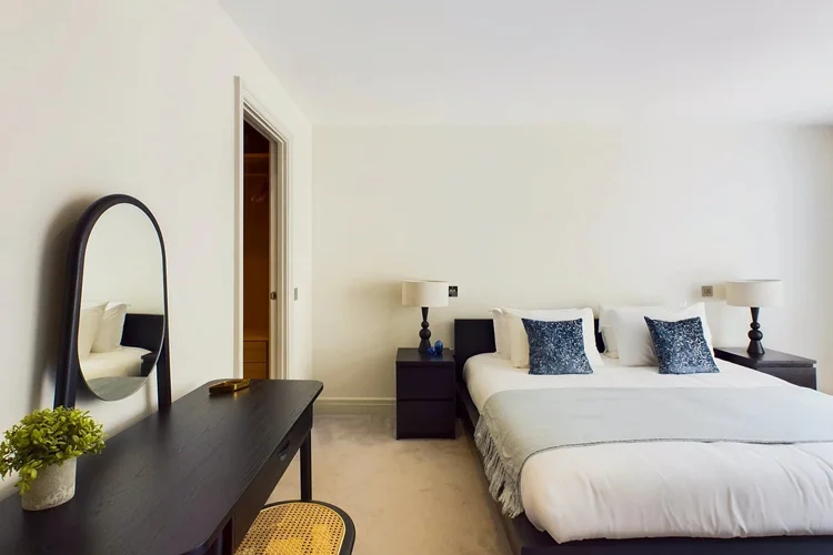 2 Bed at Harlequin Suites, Covent Garden