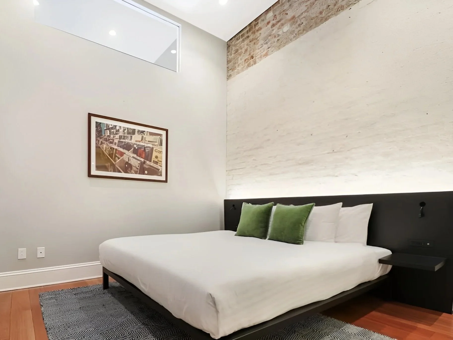 the-baronne-suites-2+bed-7.jpg