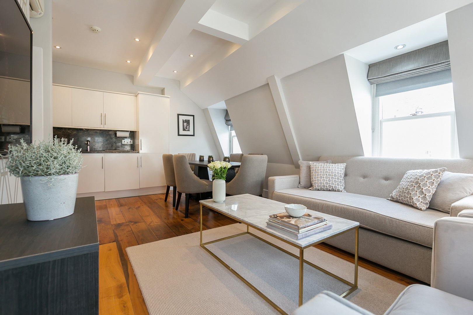 cleveland-square-2bed-2.jpg