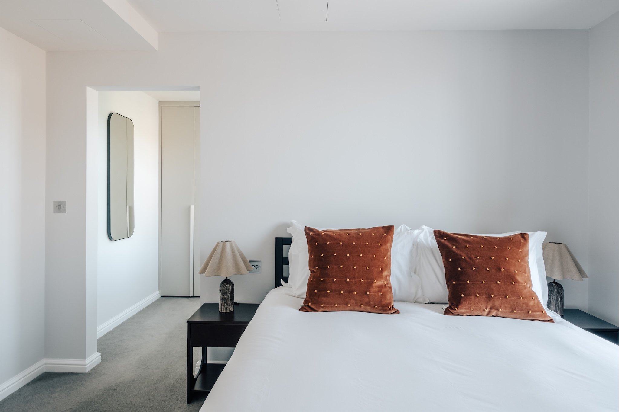 the-sloane-sq-gem-2 bed - 2.jpg