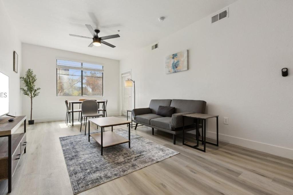 glendale-quarters-1 bed-9.jpg