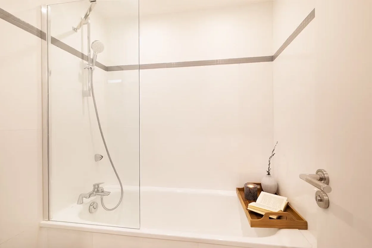 the-montmartre-gem-1 bed-13.jpeg