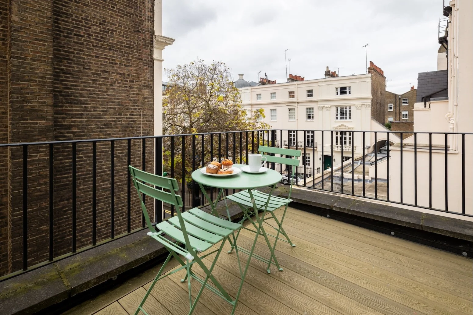 buckingham-palace-rd-1bed-deluxe-8.jpg