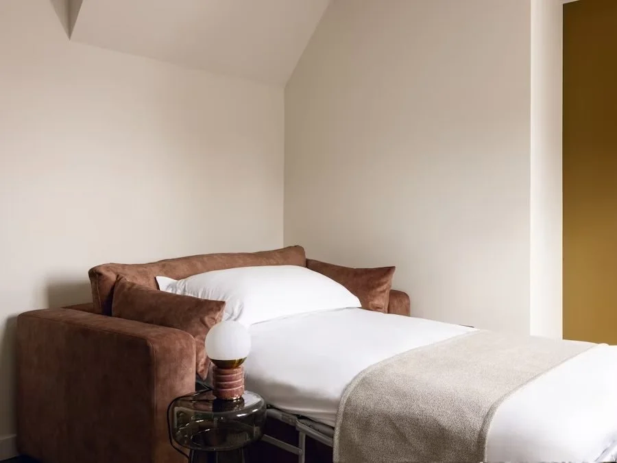 the-fitzrovia-gem-2bed-deluxe-7.jpeg