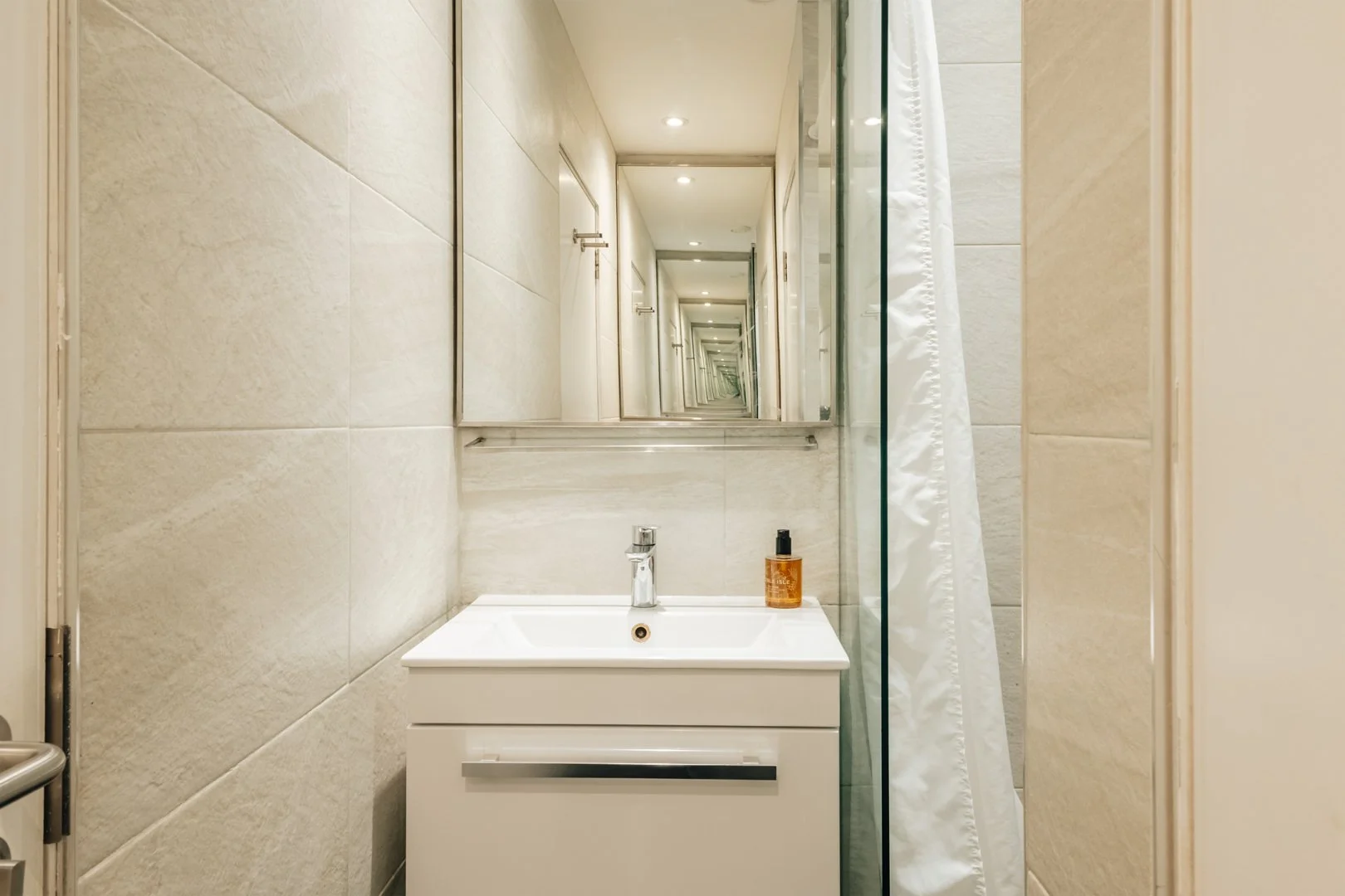 two-pillar-place-1bed-1.jpg