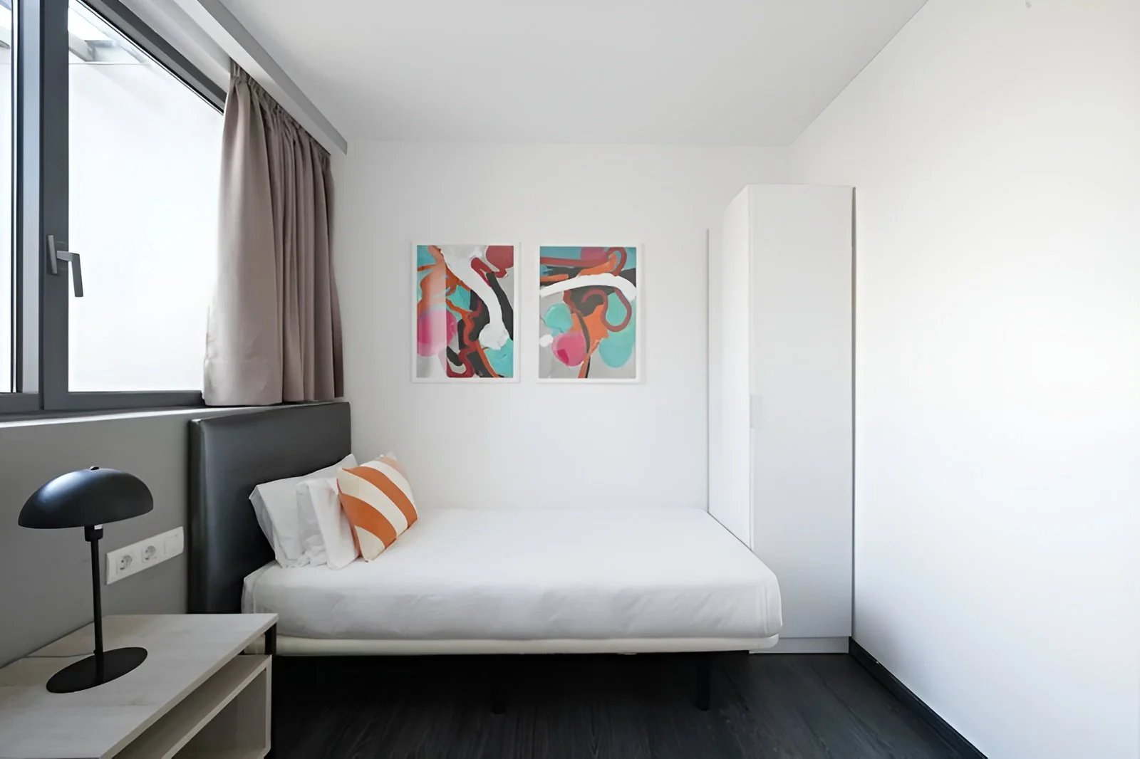 the-gaudi-quarters-2 bed-5.jpeg