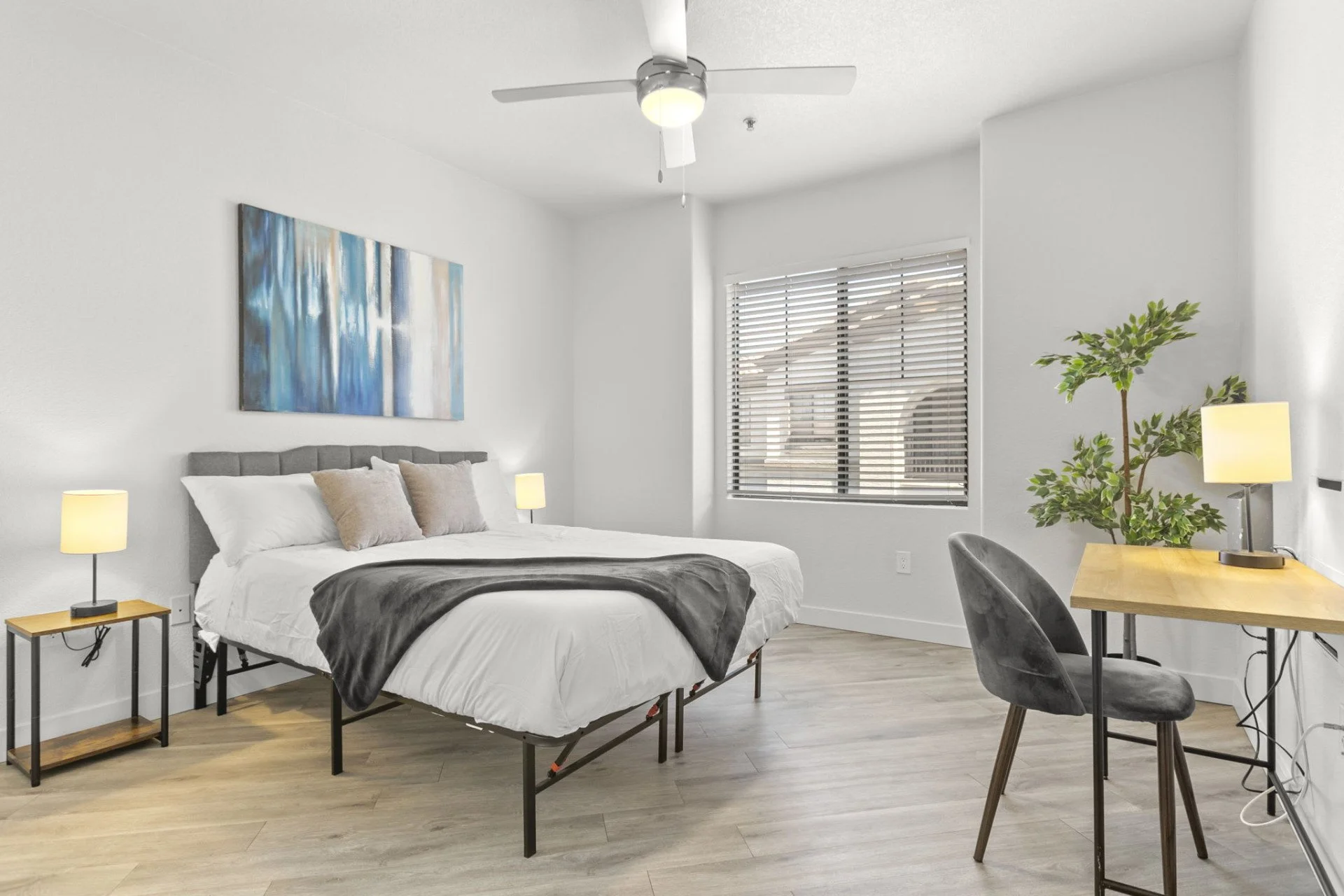 cabela-residences-2 bed7.jpg