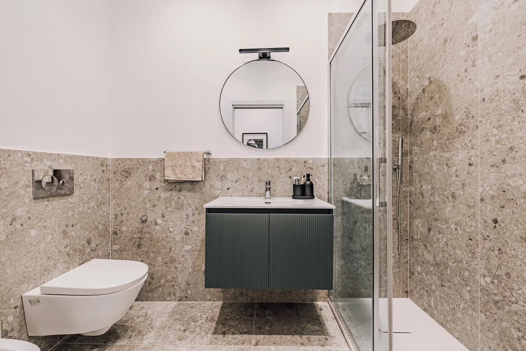 navigli-suites- 2 bed -17.jpeg