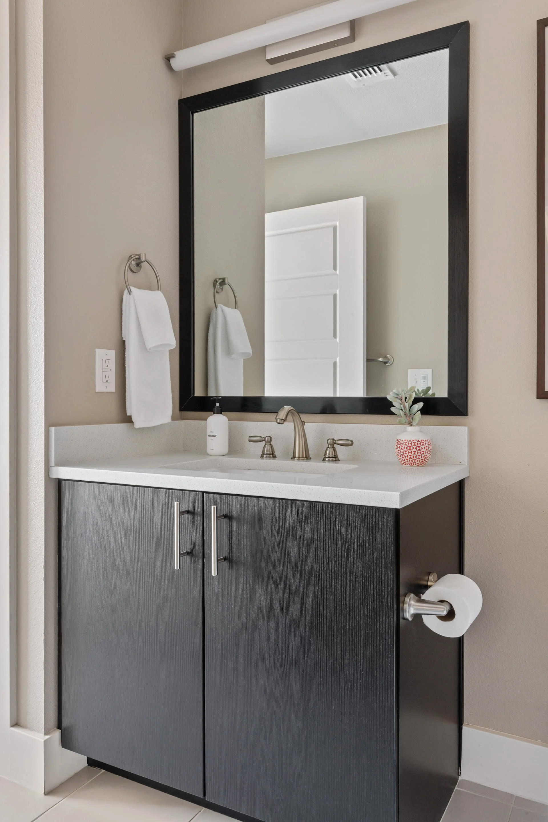 ravens-resiences-1 bed - 9.jpg