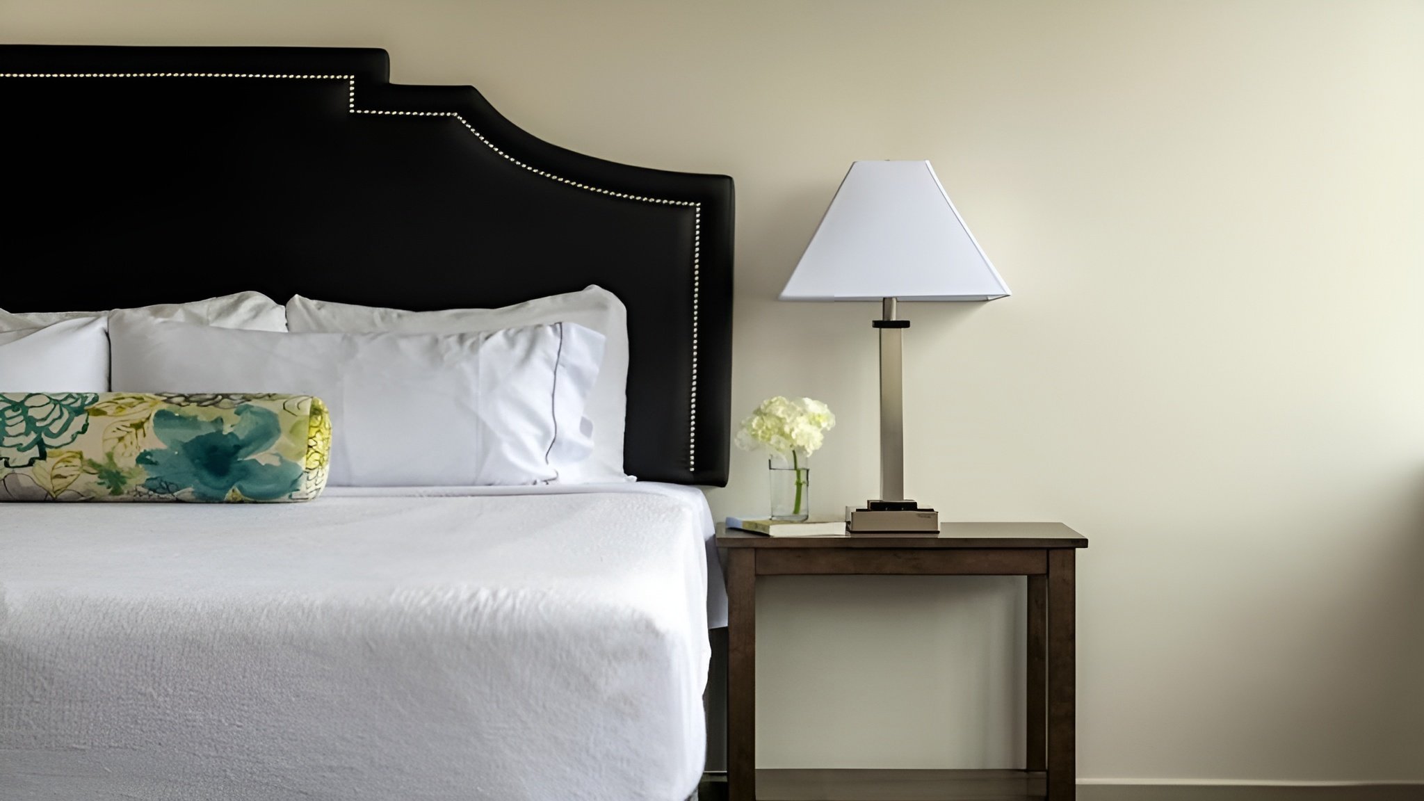 elm-st-residences-2 bed-4.jpg