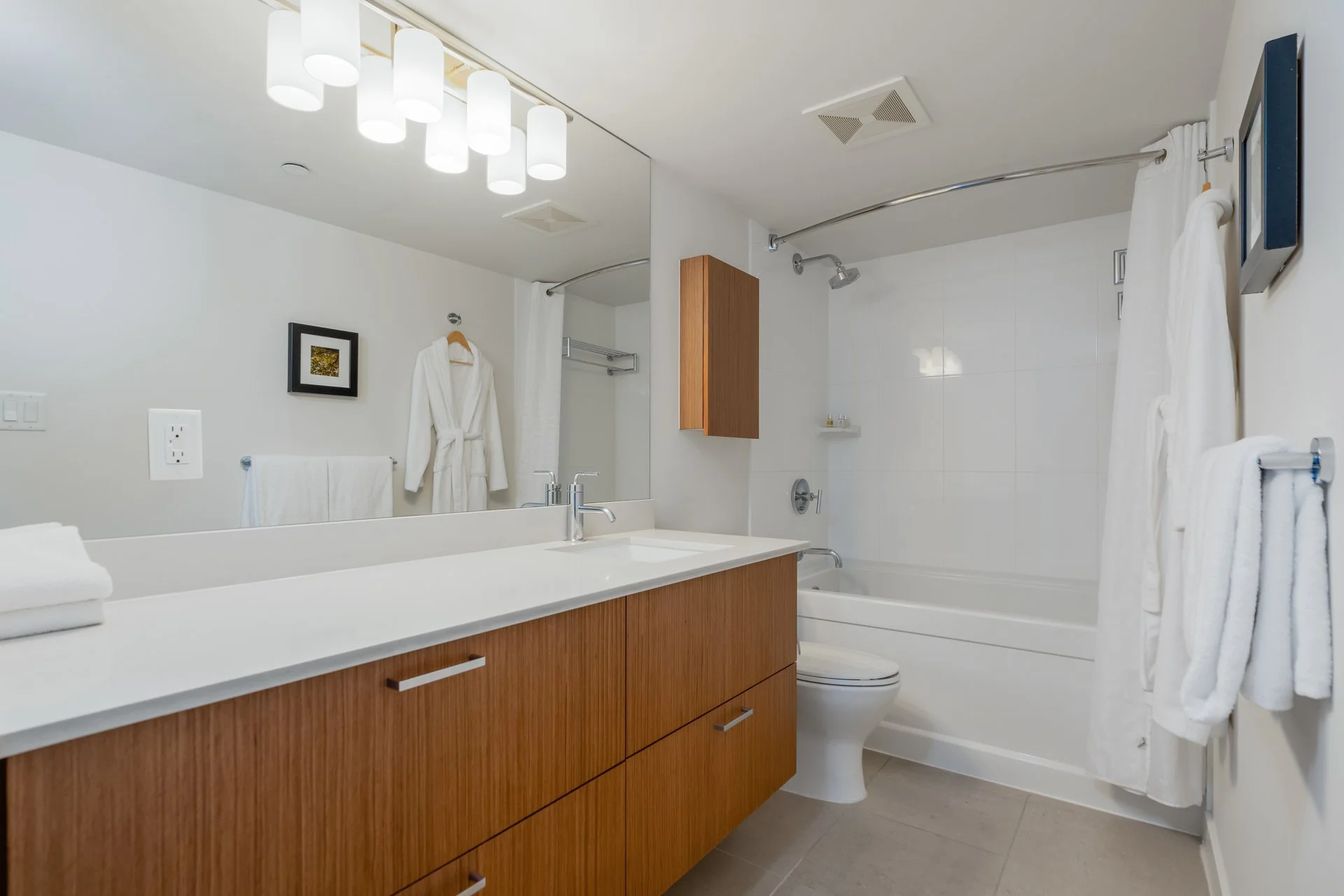 the-vancouver-heights-studio-1.jpg