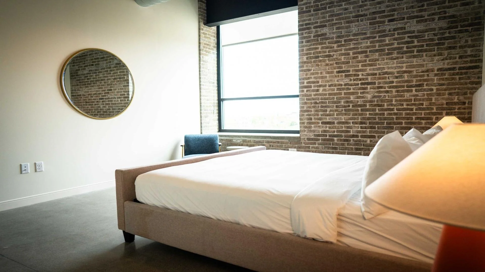 the-plaza-views-2 bed-12.jpg