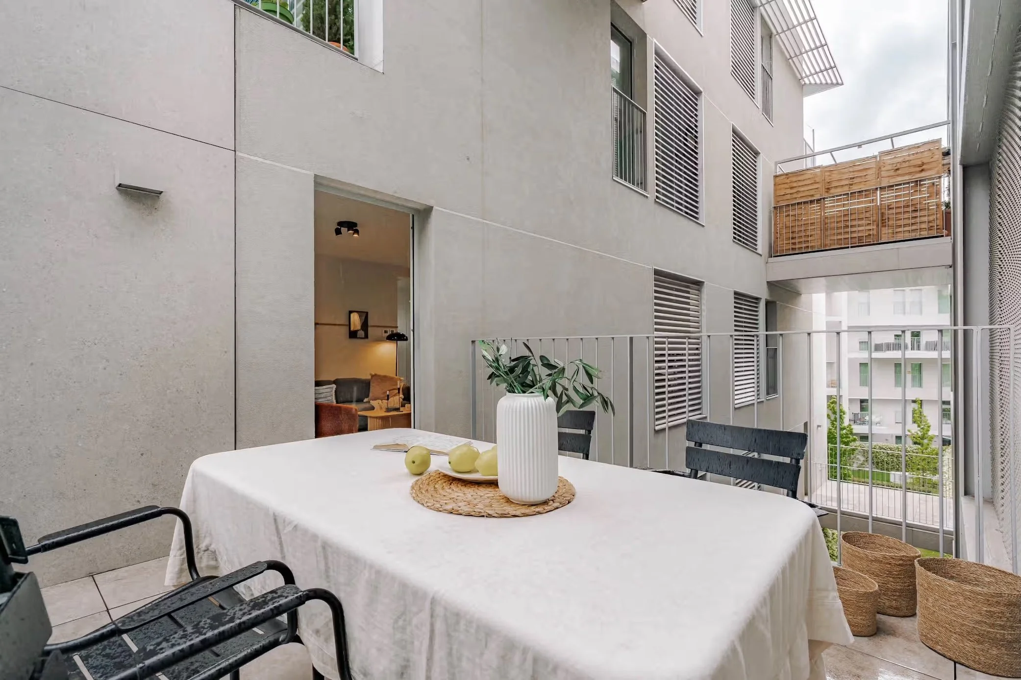 piramides-views-2 bed-1.jpeg
