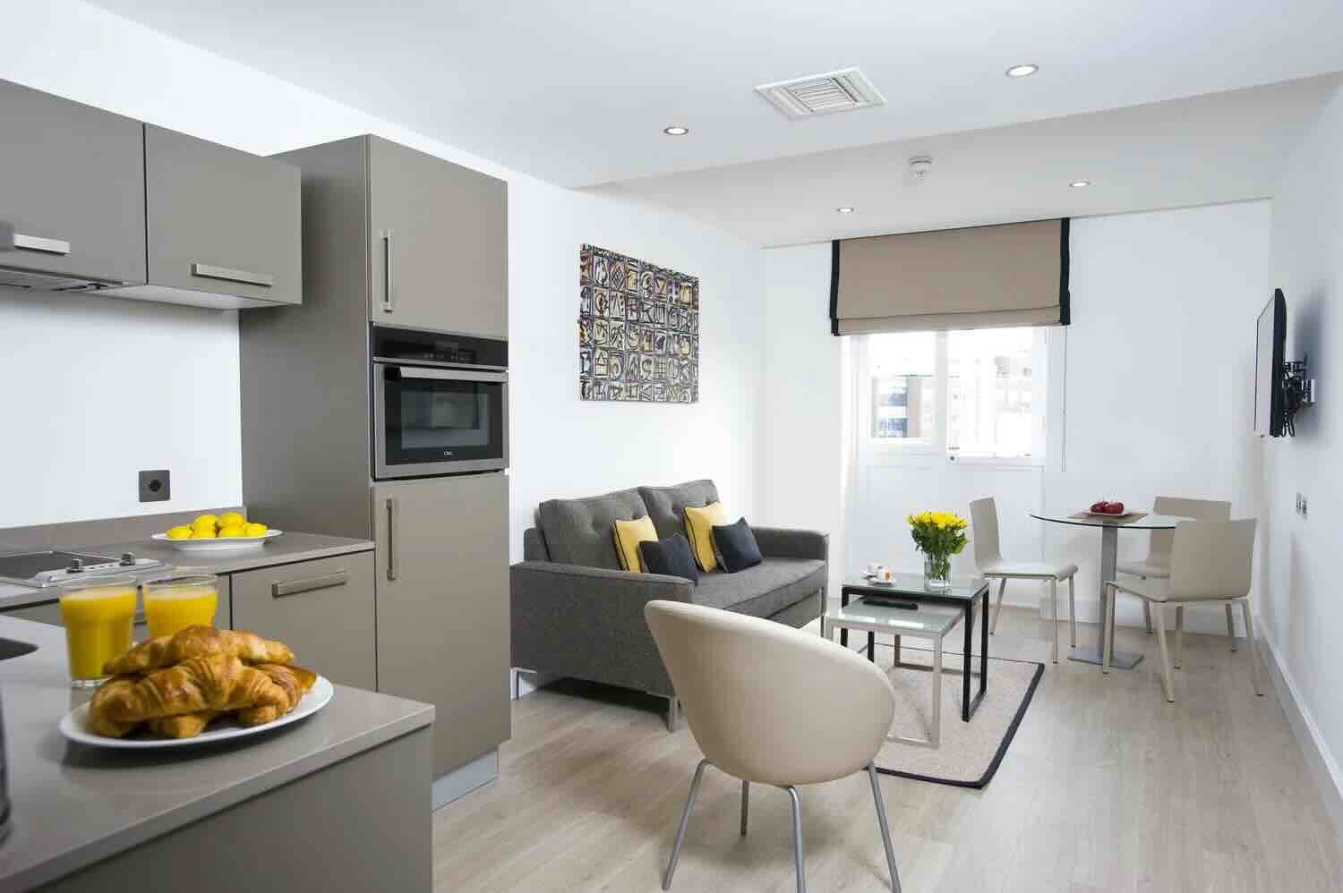 1 bed apartment near LSE