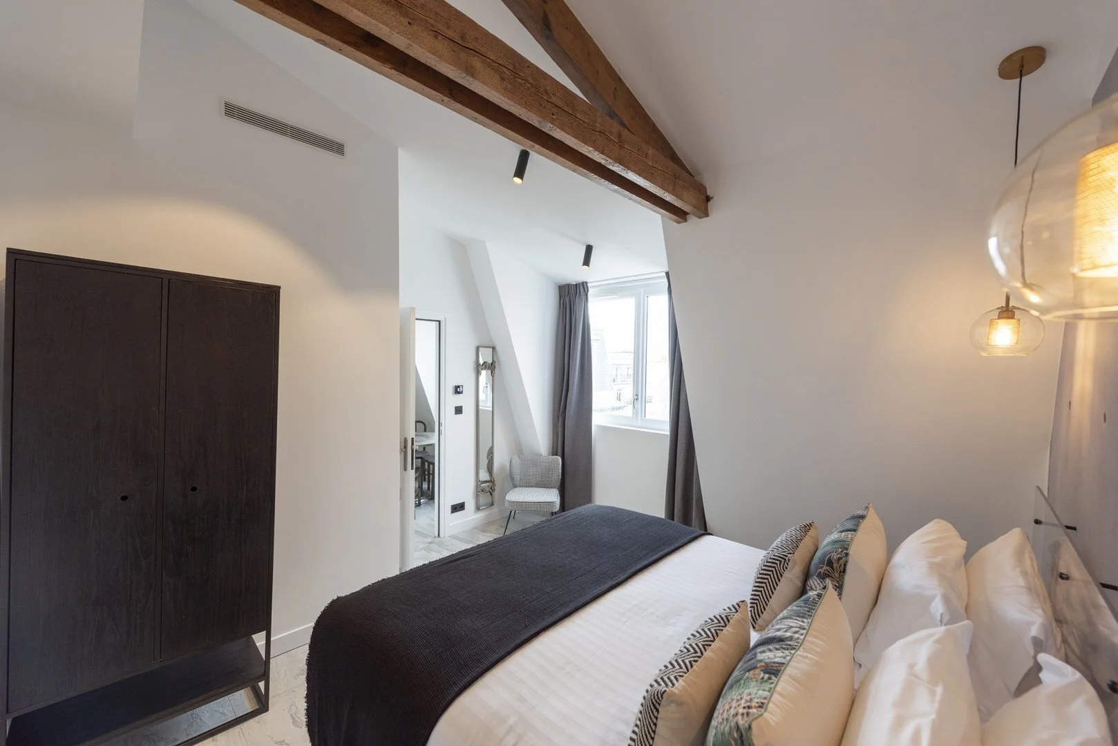 byron-residences-1bed-small-3.jpg
