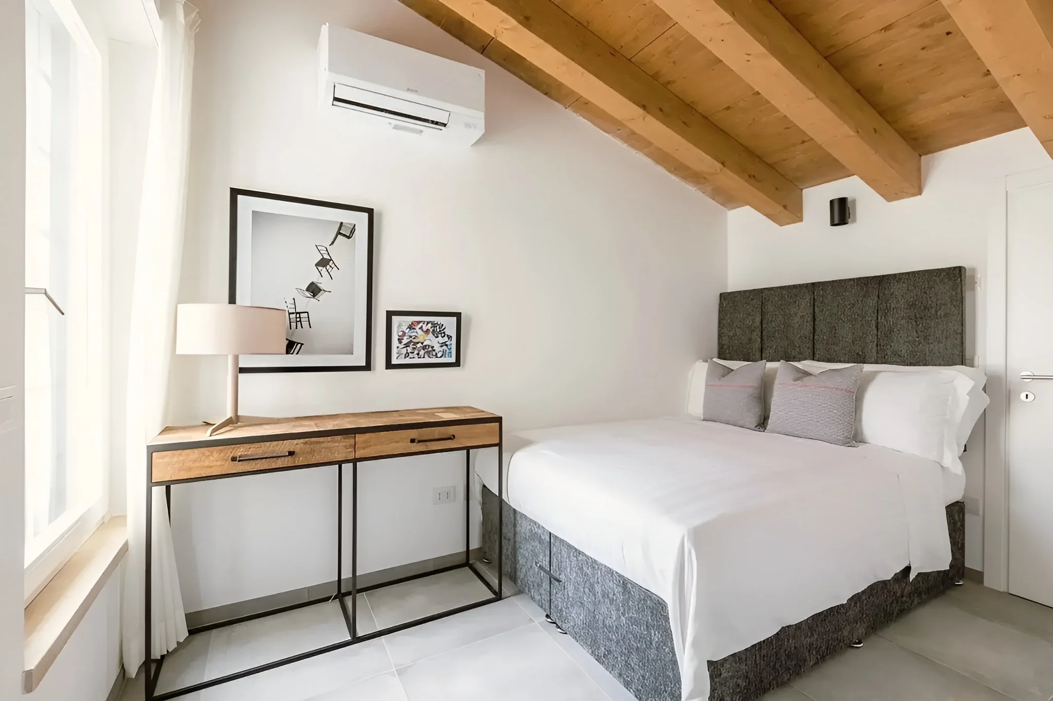 the-reti-collection-bed 3-13.webp