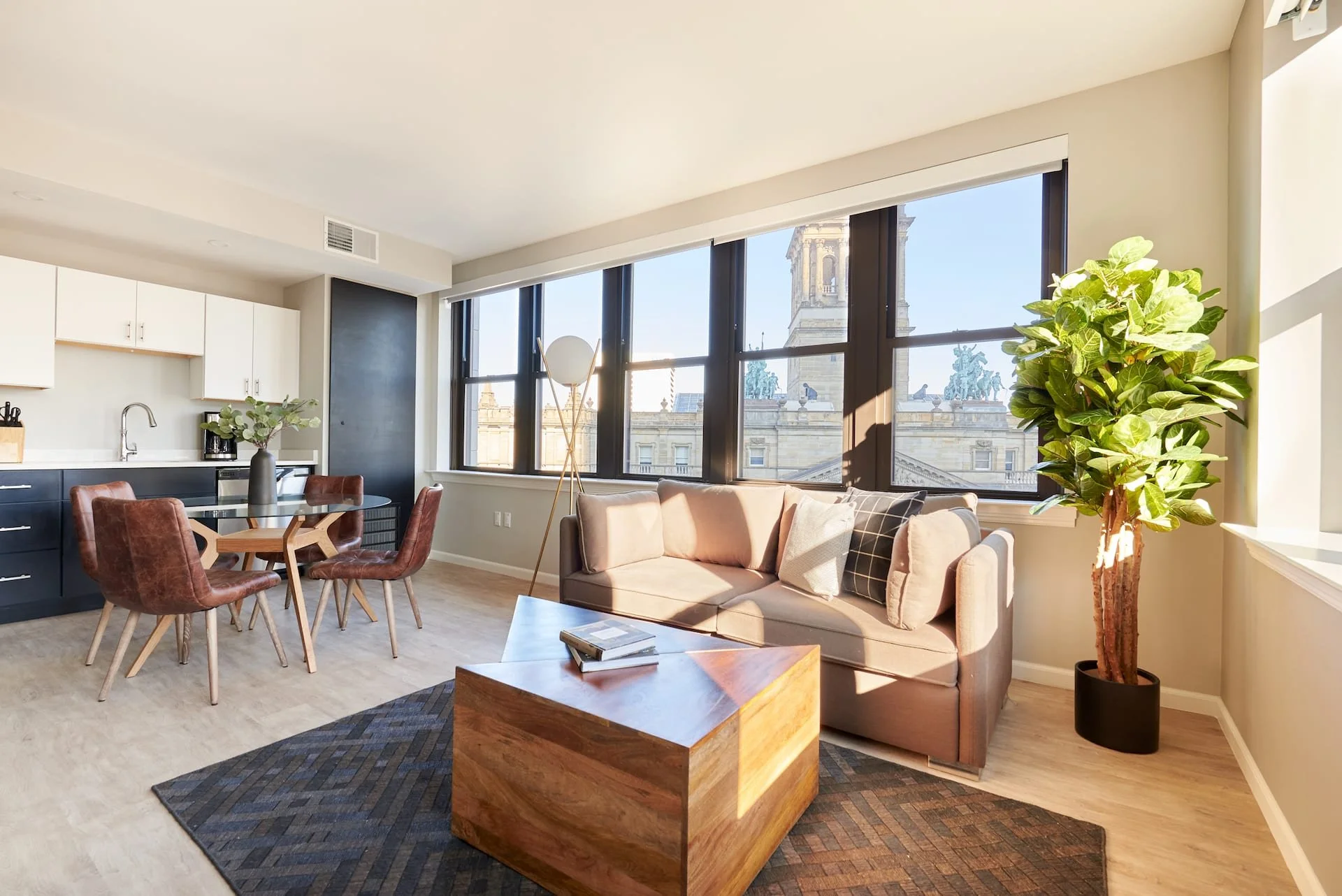 the-detroit-gem- 2 bed-8.jpg