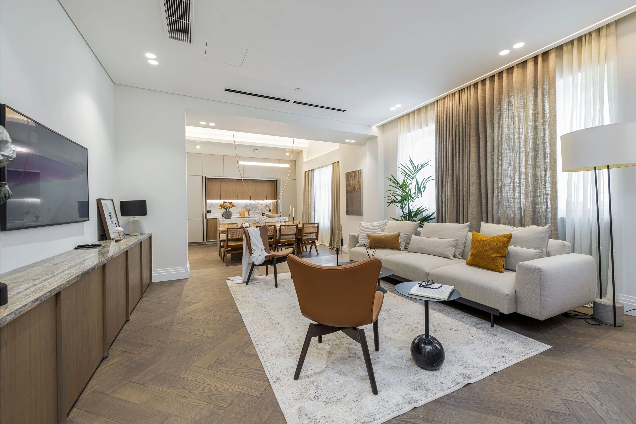 Piazza Penthouse Open plan area.jpg