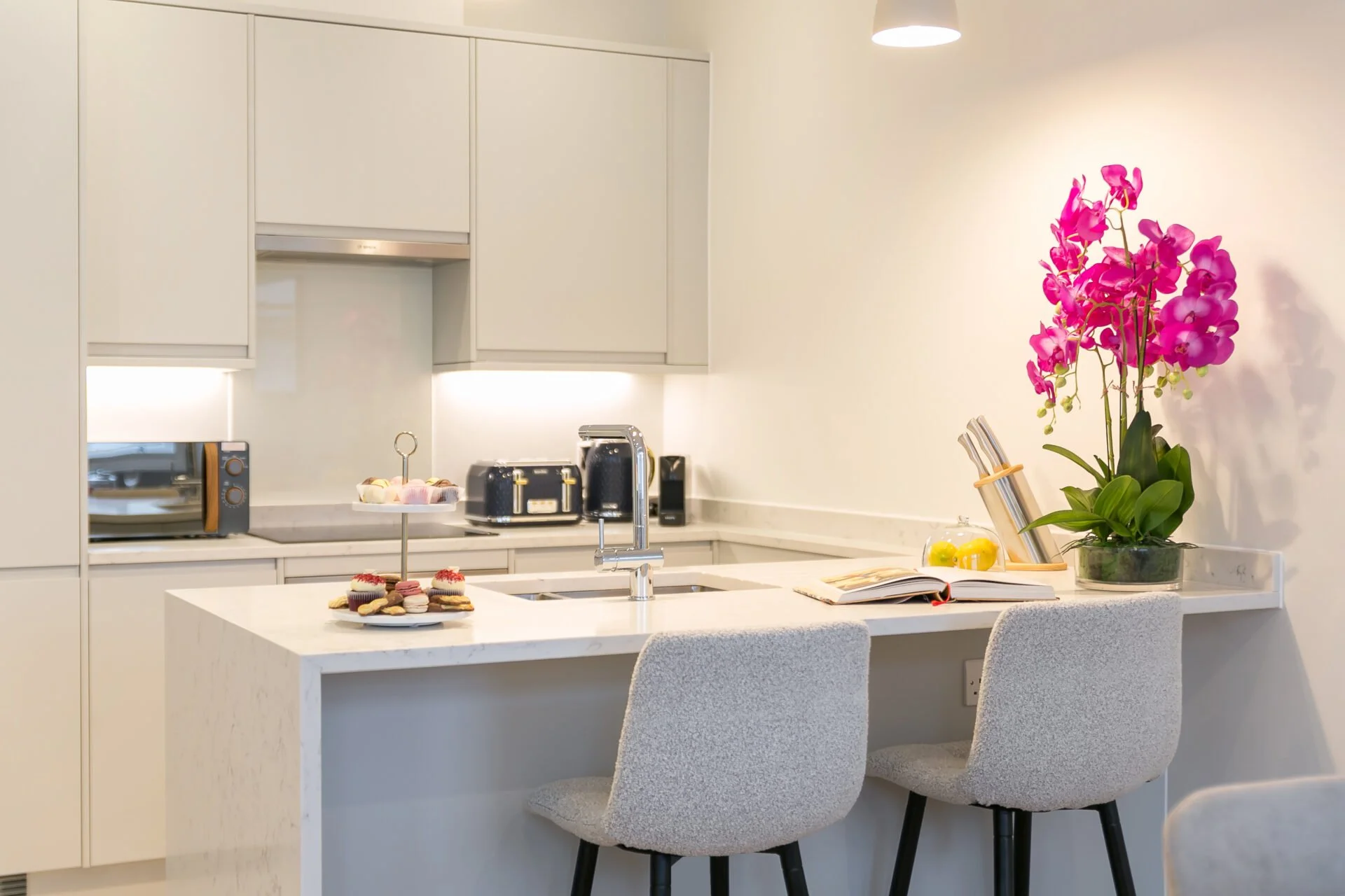 1. Drury House Apartments 1 Bed (4).jpg