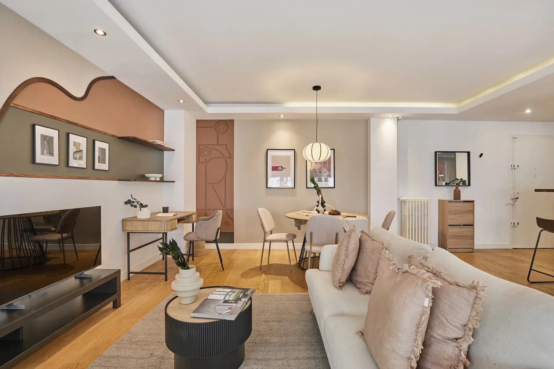 alfreds-corner-2 bed-1.jpeg