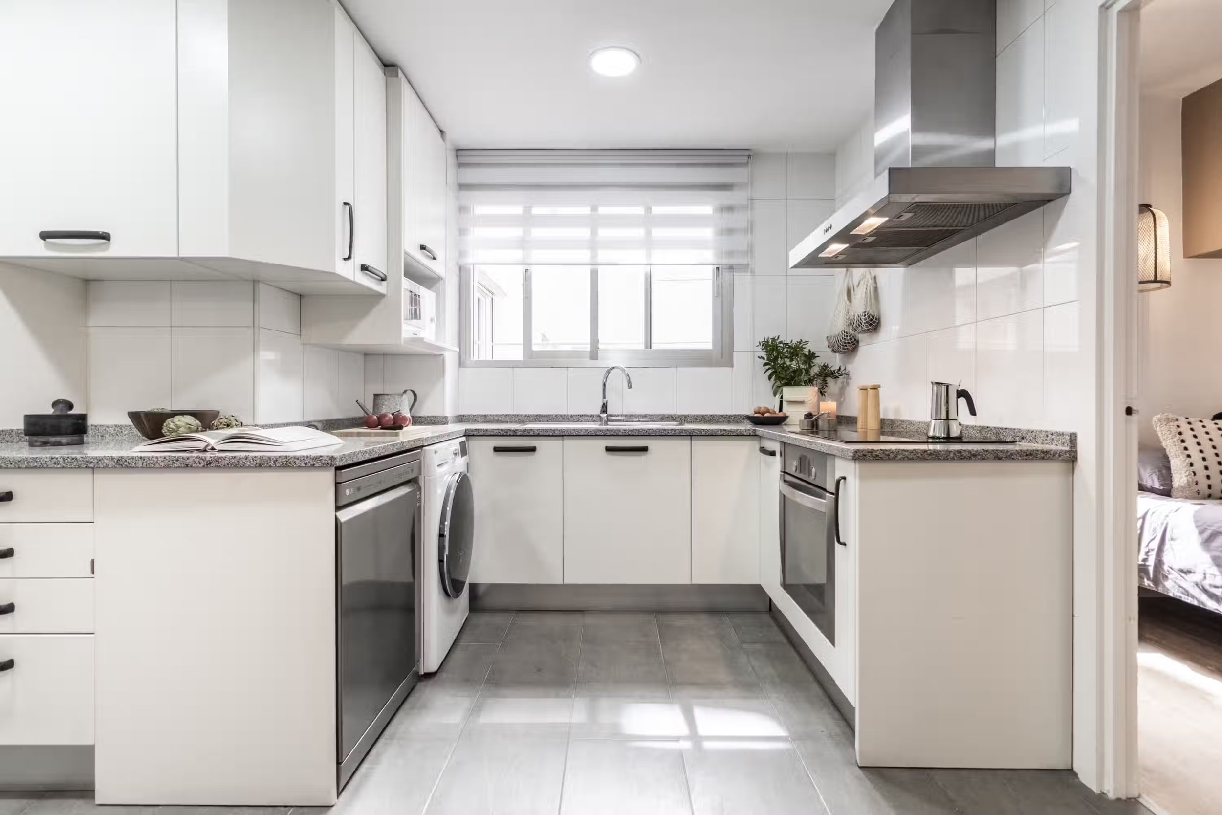 the-almagro-quarter-4 bed-7.jpeg