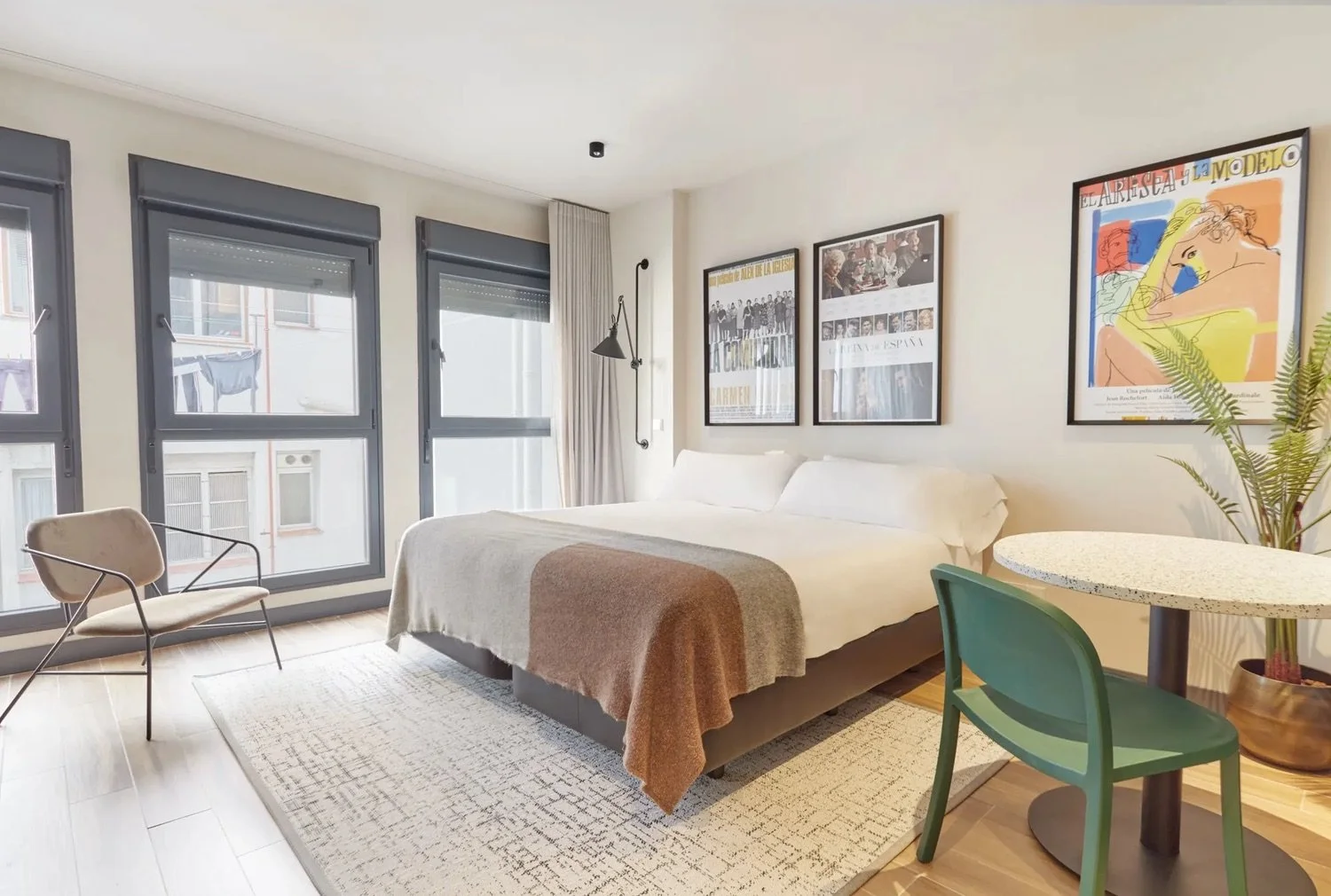 chueca-suites-studio-2.jpeg