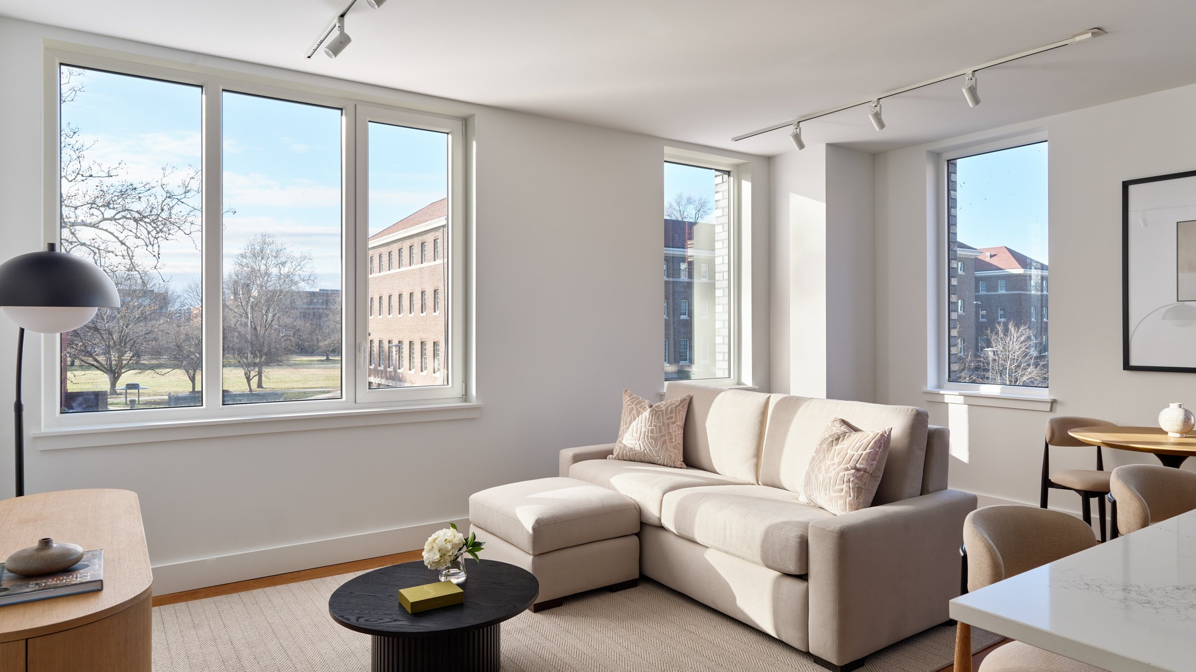 the-south-philly-suites-1 bed -4.jpg