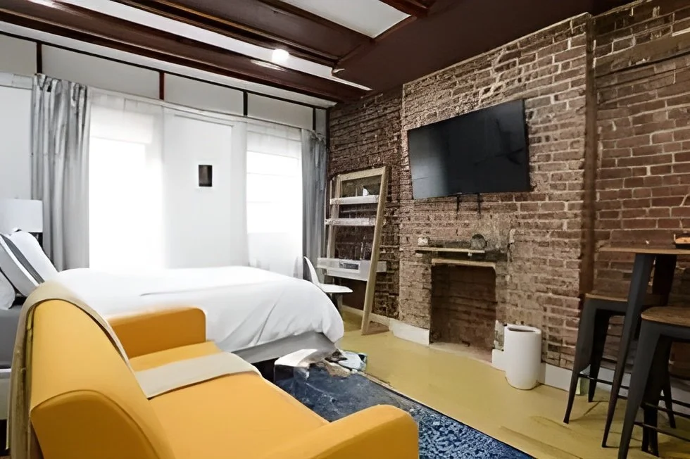 madison-sq-suites-studio-1.webp
