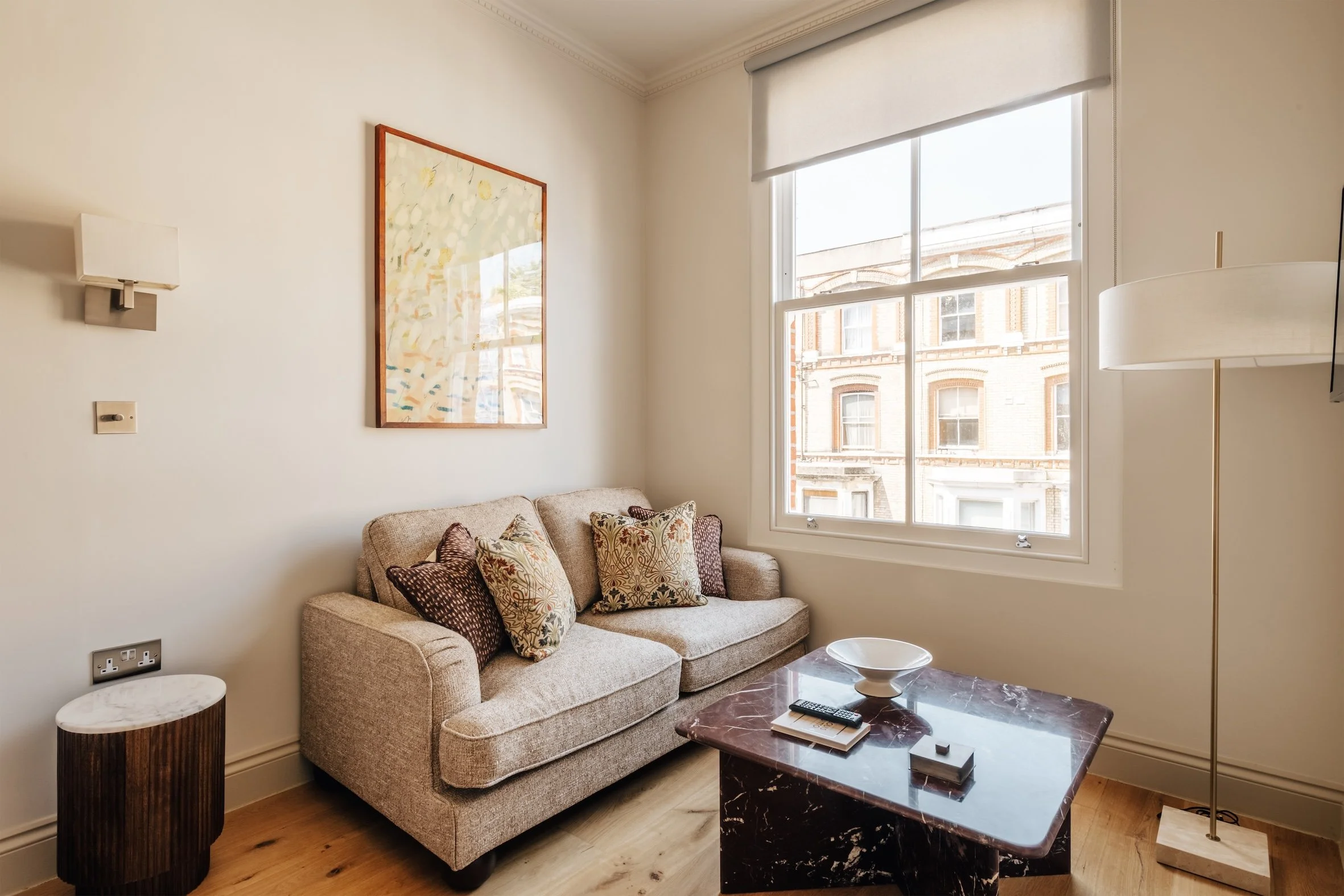 the-kensington-jewel-deluxe studio-1.jpg