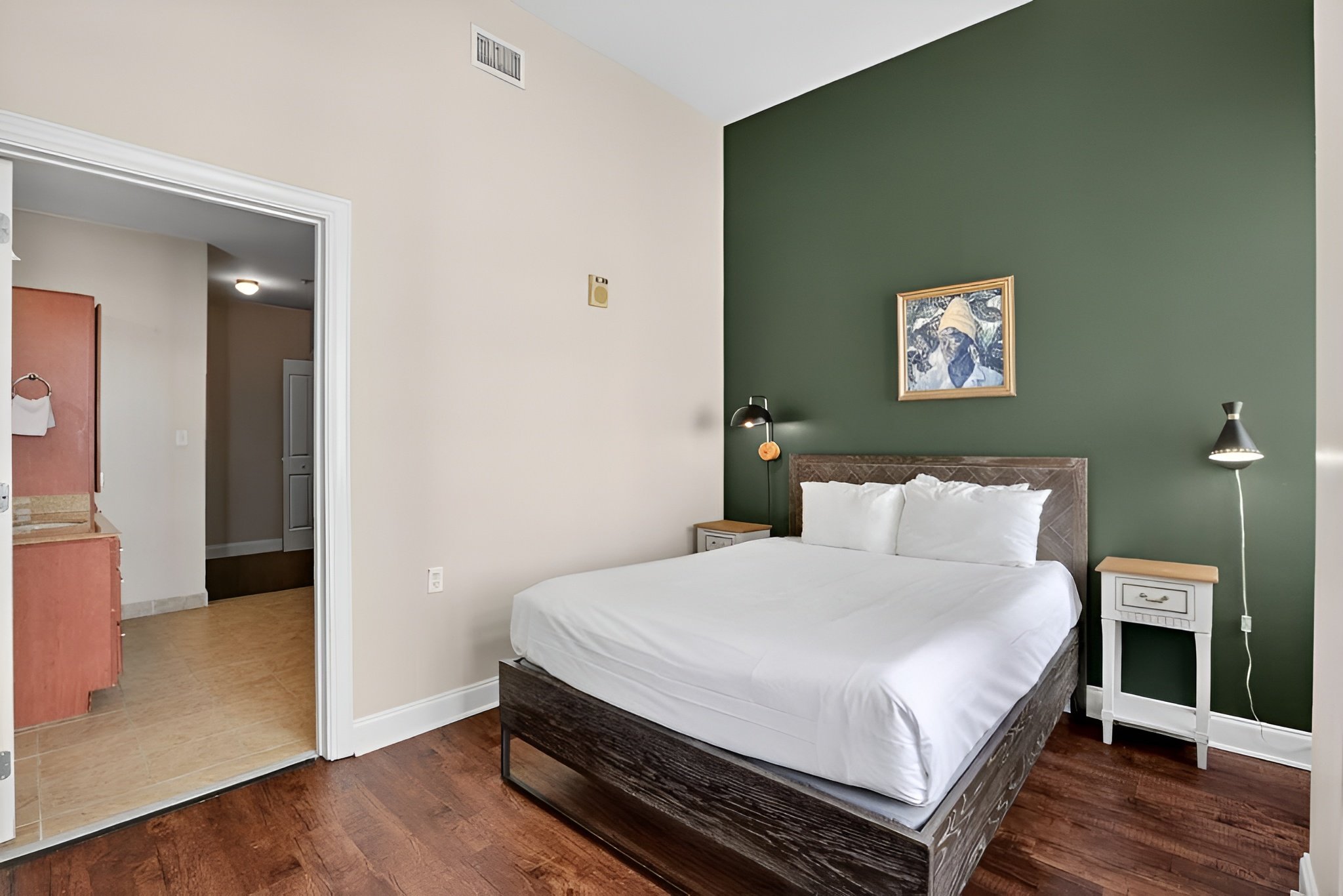 new-orleans-views-1bed-4.jpg