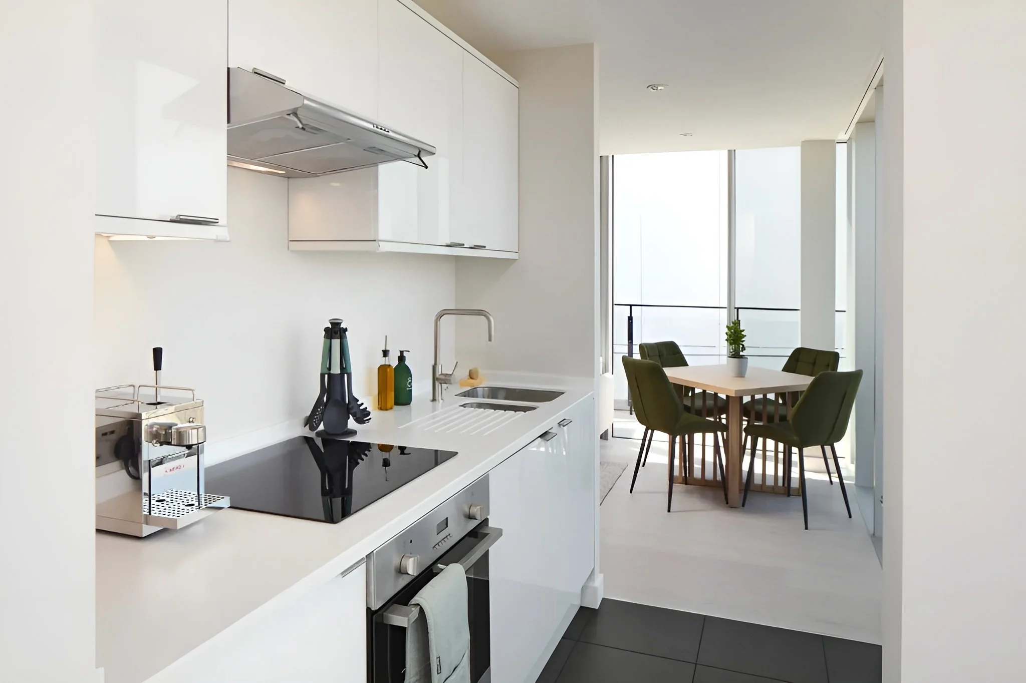 waterloo-suites- 2 bed - 5.jpeg