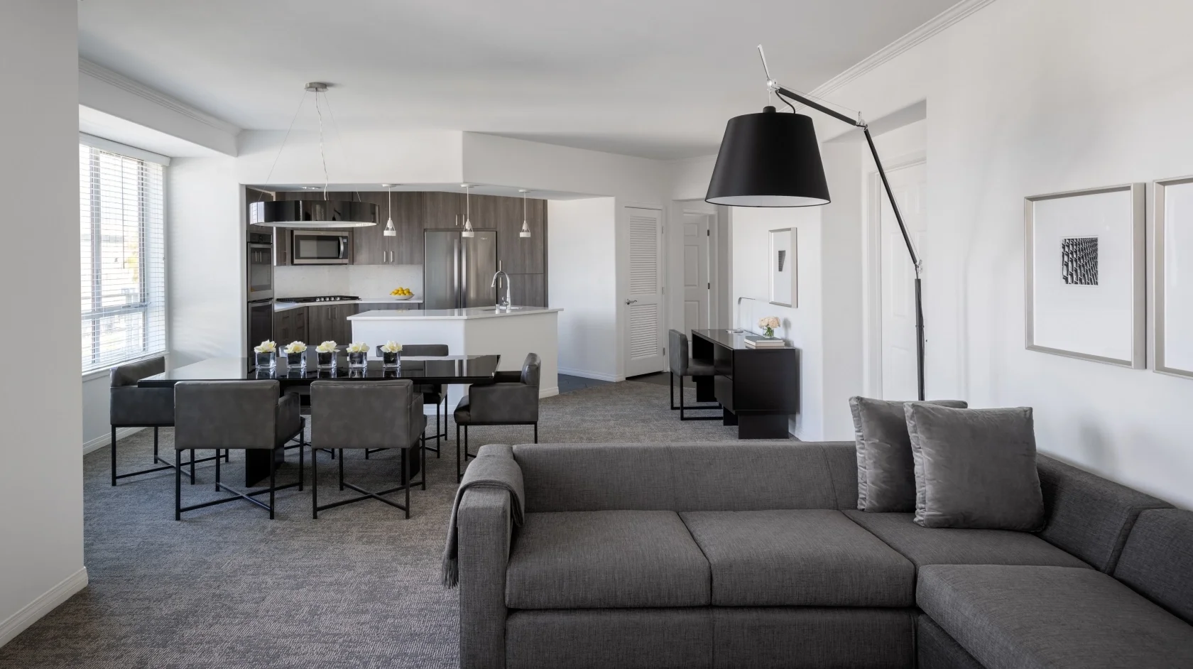 rodeo-dr-views-2 bed -9.webp