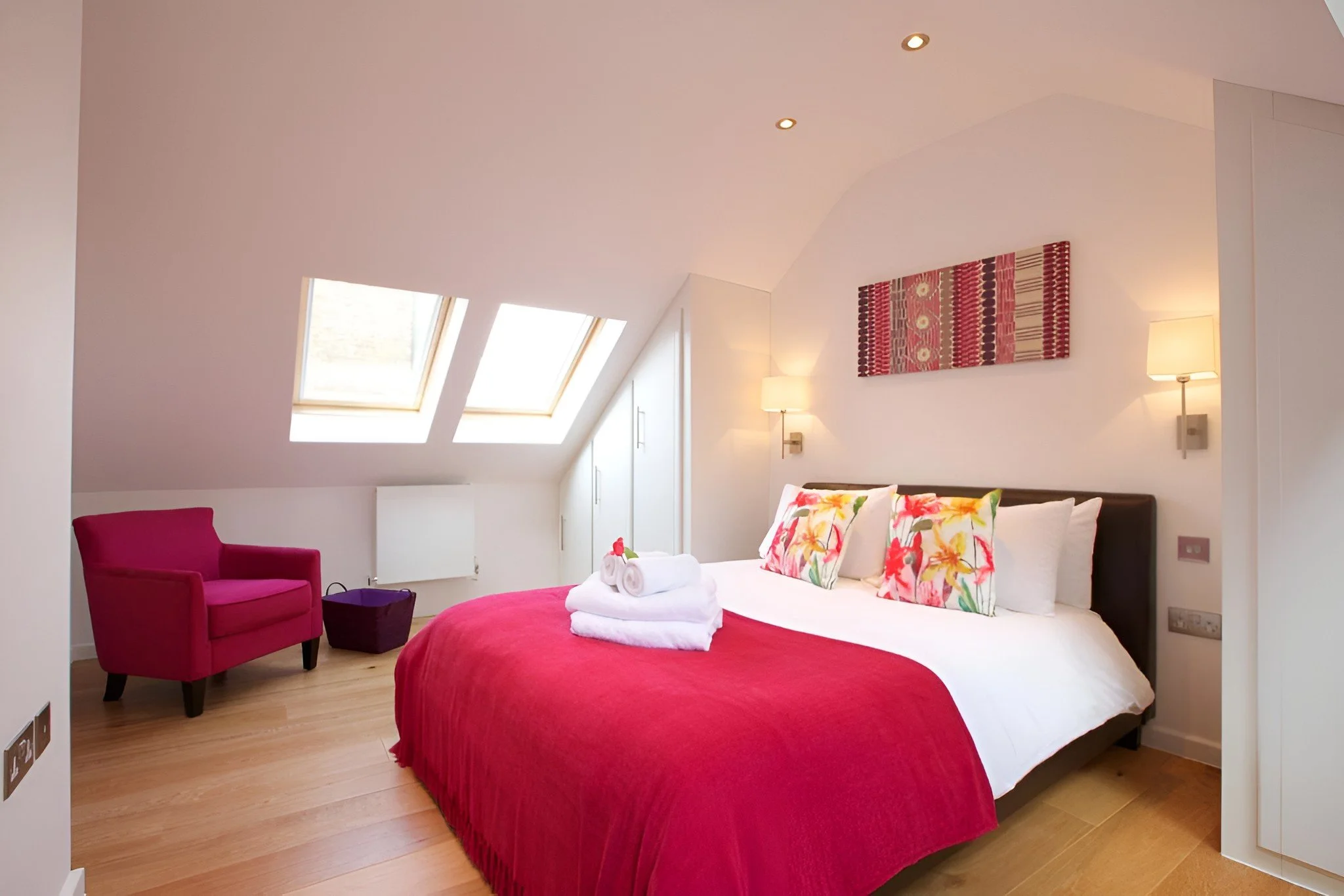 the-broadly-residence-3 bed-5.jpg