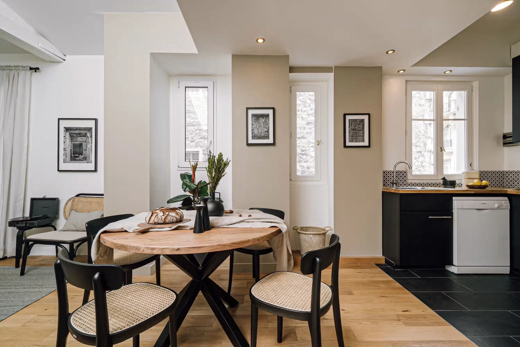 zadkine-views-2 bed-4.jpeg