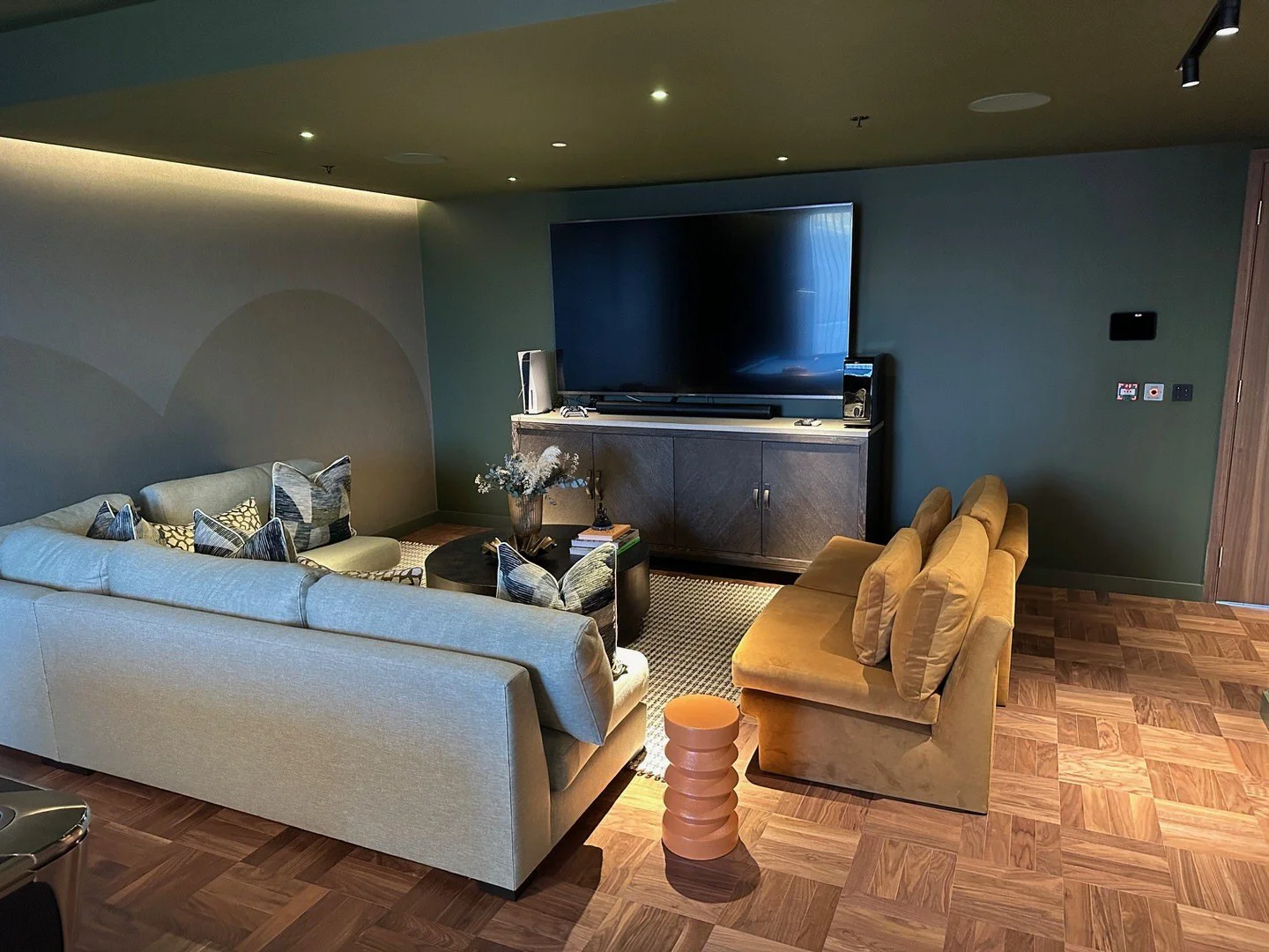 kings-reach-facilities-2.jpg