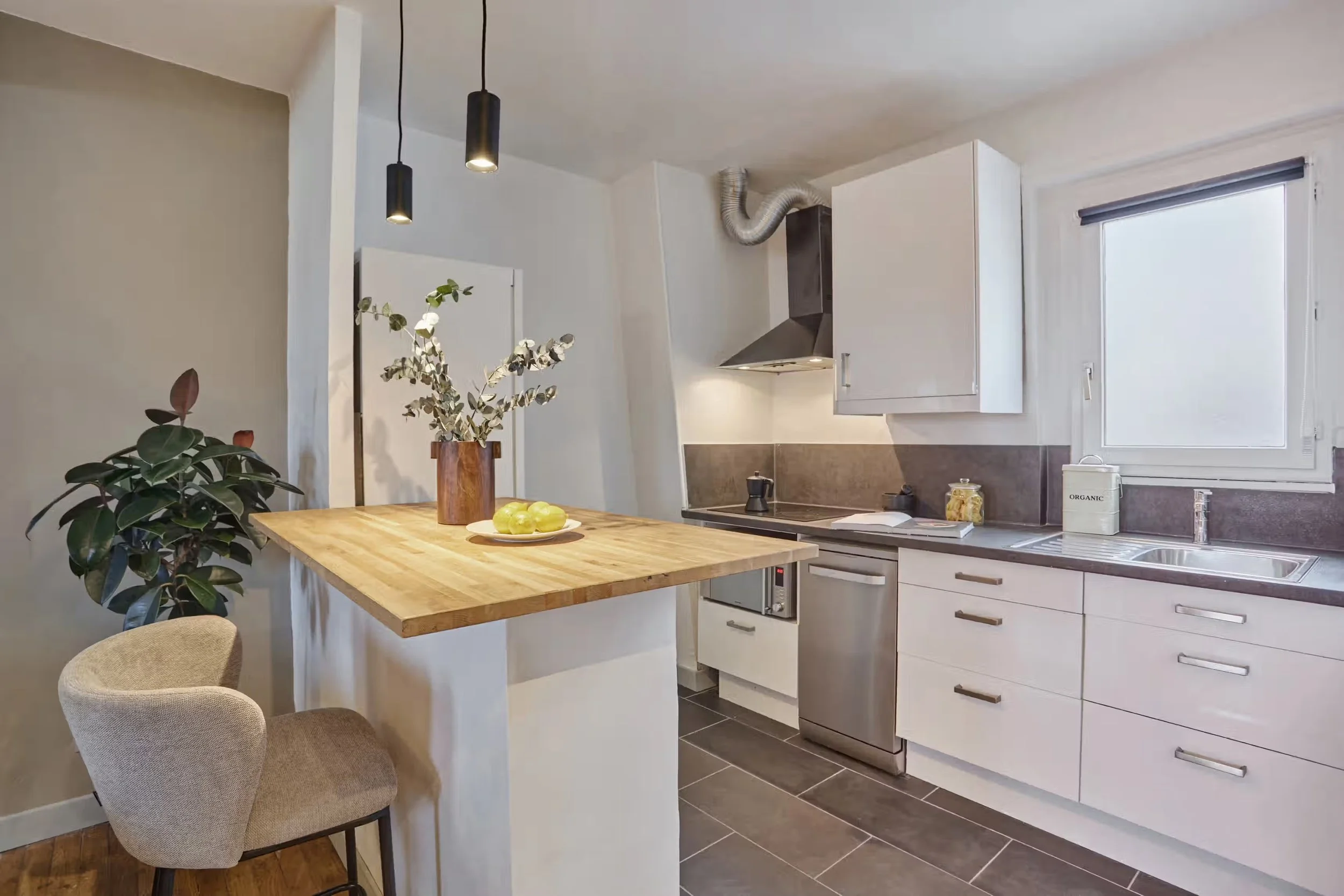emile-suites-1 bed-5.jpeg