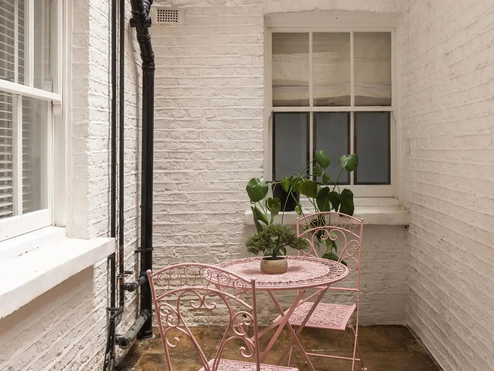 kensington-palace-quarters-2bed-2.jpeg