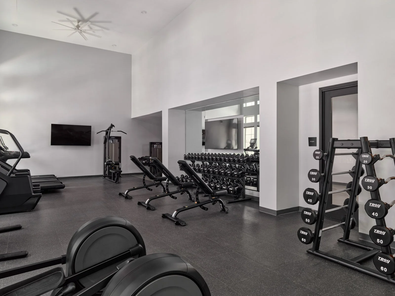 the-paradise-residences-facilities-4.jpg