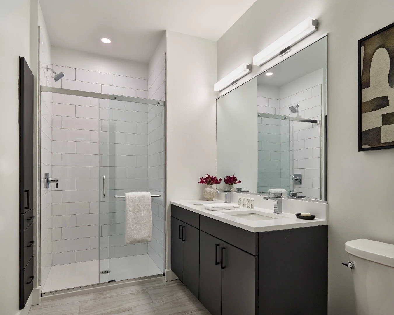 the-south-philly-suites-1 bed -7.jpg