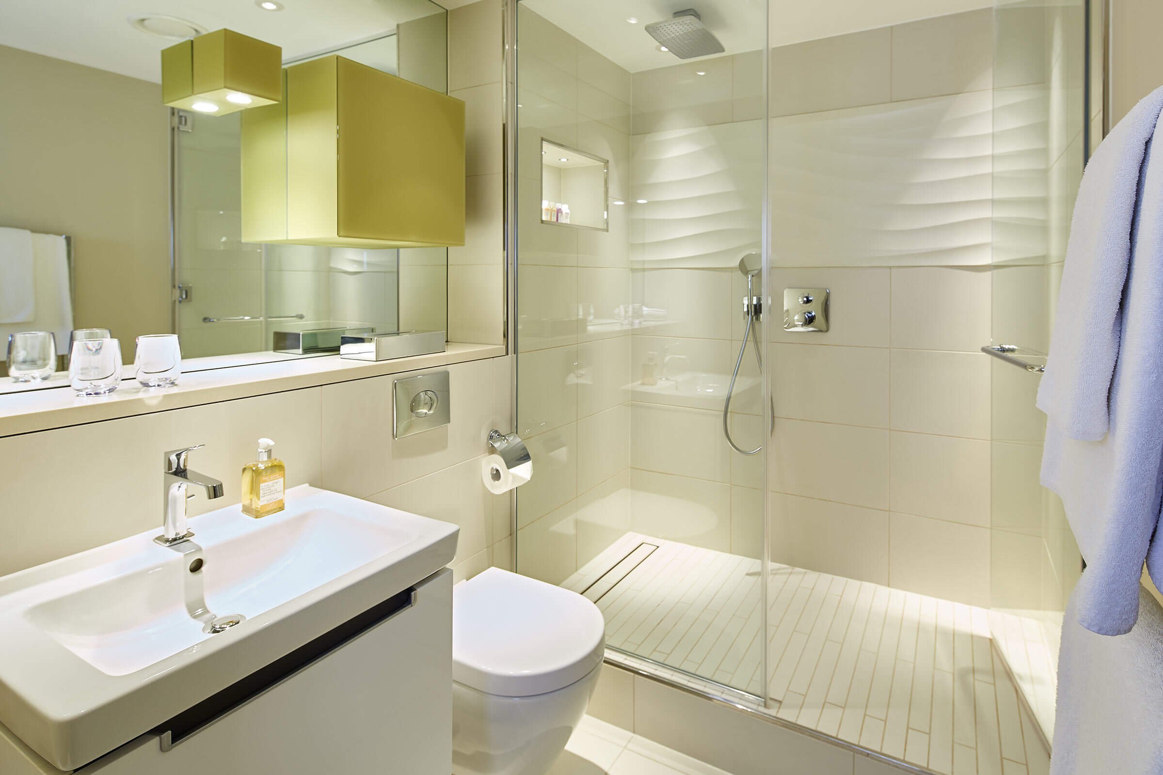 tower-of-london-1bed-1.jpg