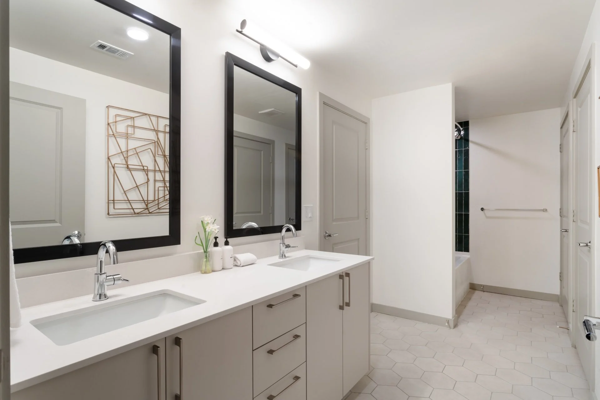 capitol-quarters-1 bed -3.jpg