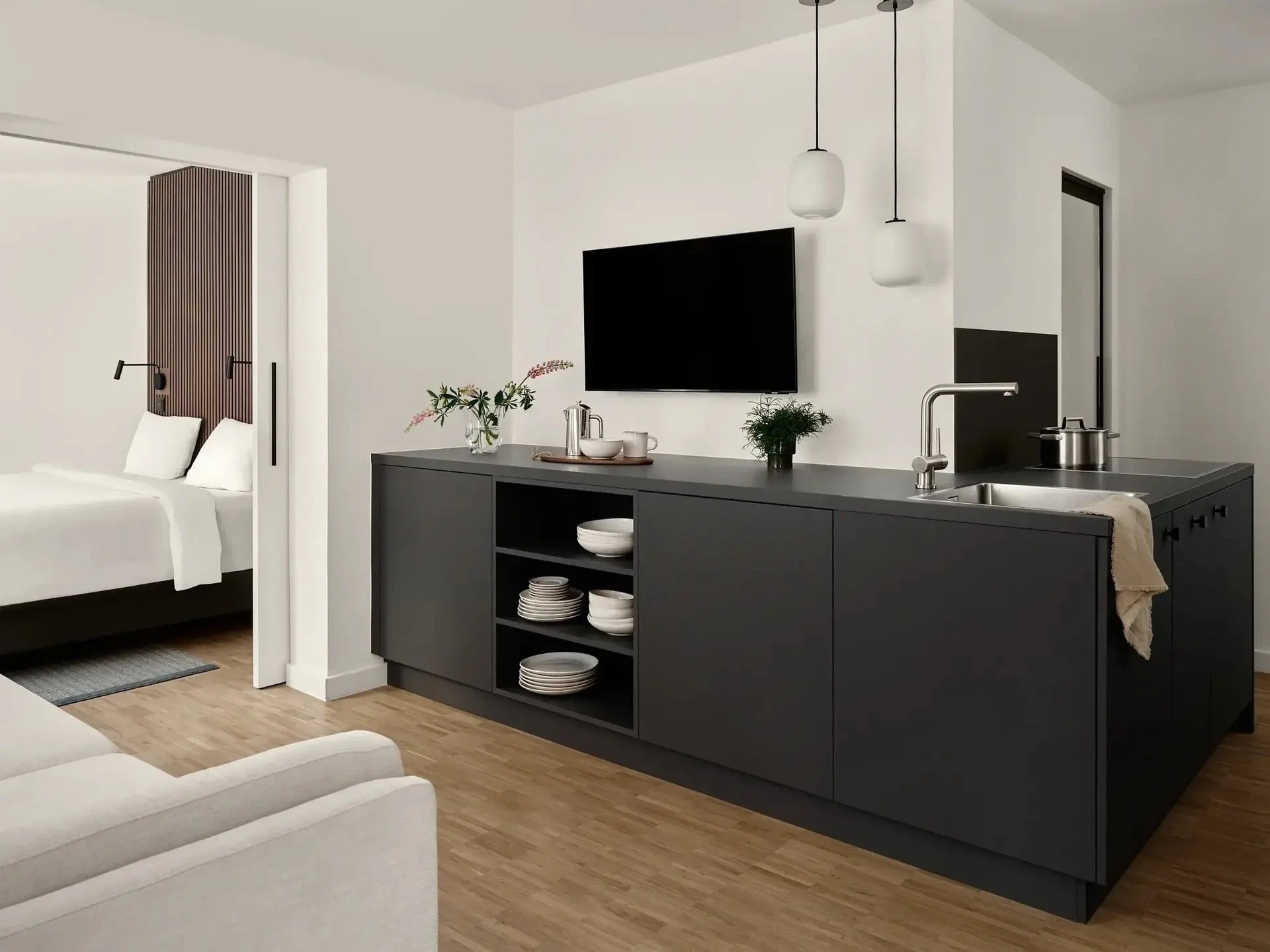 the-english-garden-suites-1 bed-2.jpeg