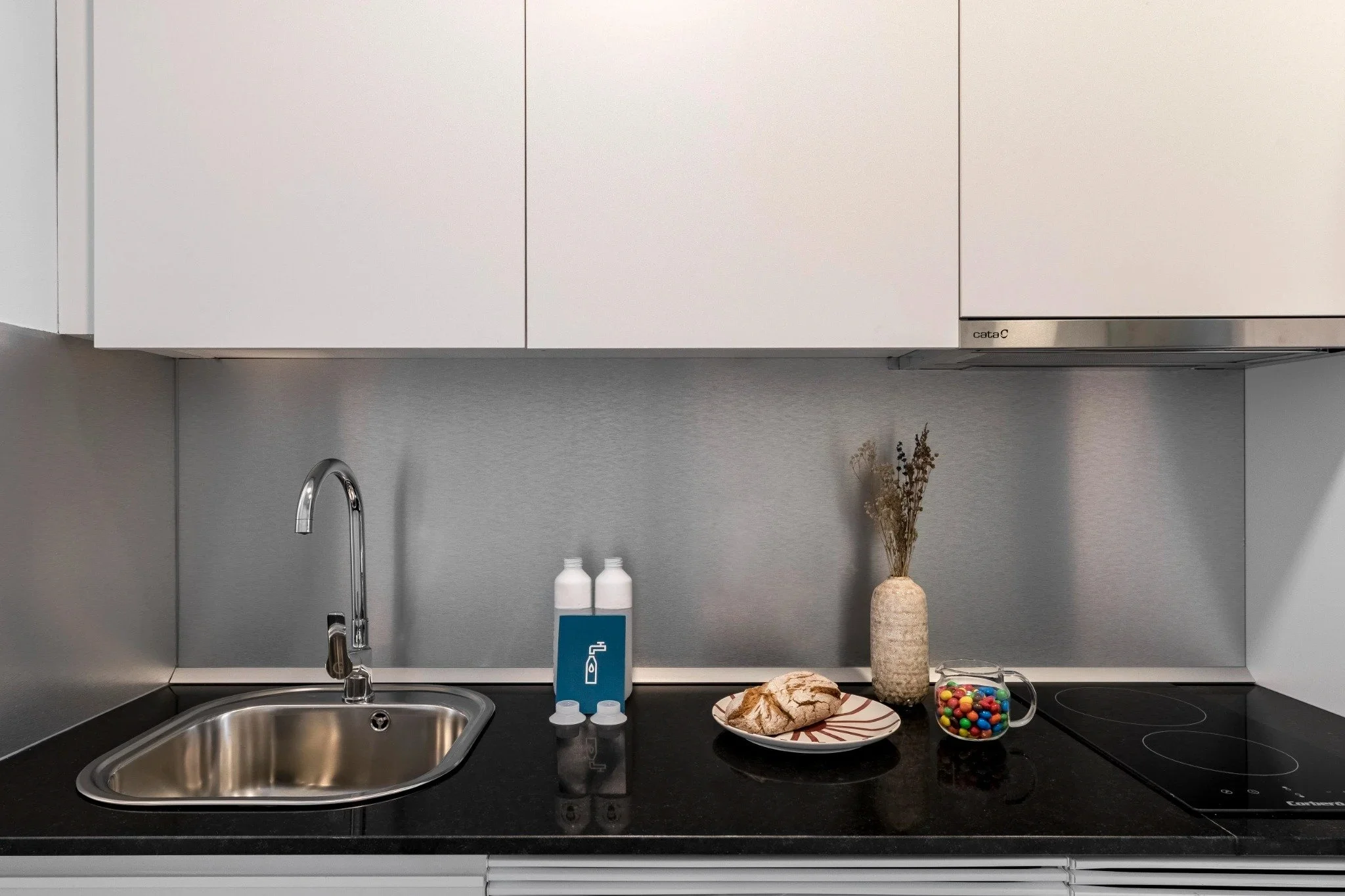 leon-residences-studio-1.jpg