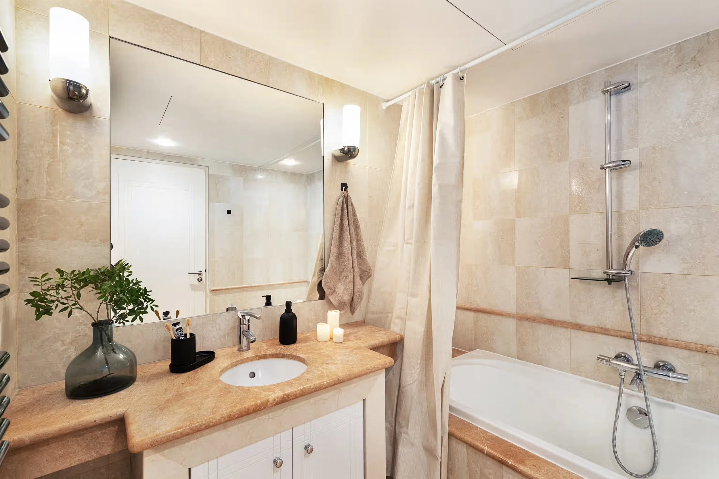 foch-residences-studio-1.jpeg